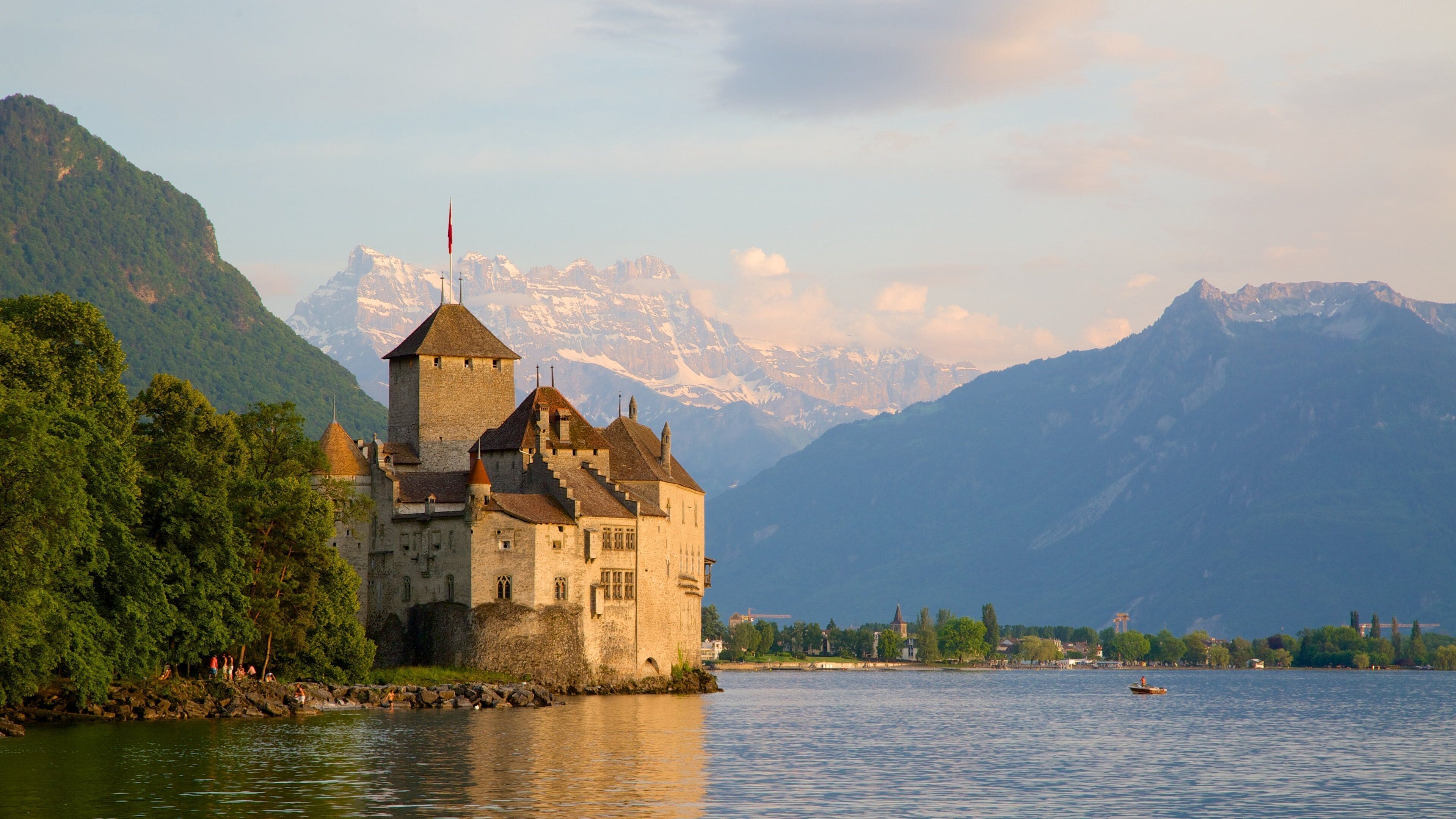 Château de Chillon in the evening light